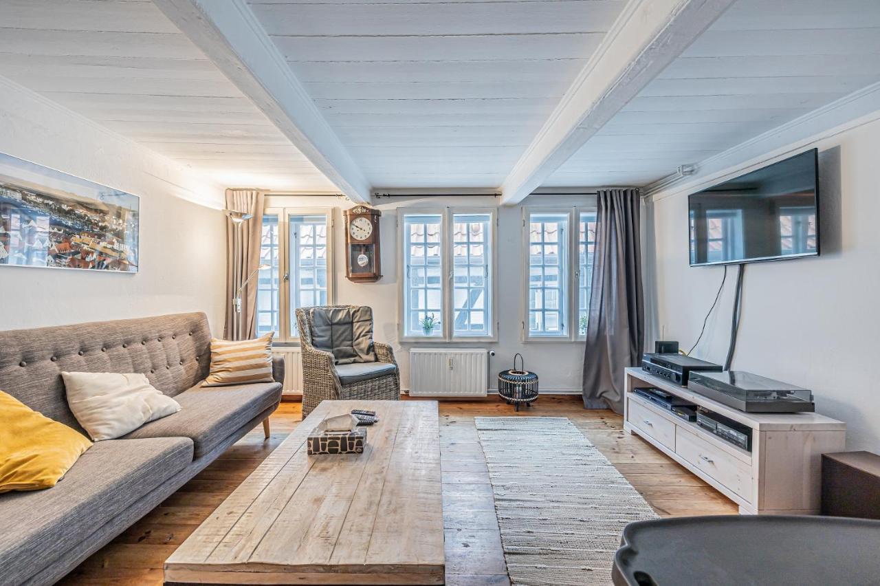 Fewo1846 - Kaete-Lassen-Huus - Uriges Haeuschen Auf 3 Ebenen Mit Dachterrasse Am Hafen Flensburg Bagian luar foto